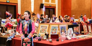 以文化为媒促交流，壤塘县参加阿坝州全域旅游重庆推介会